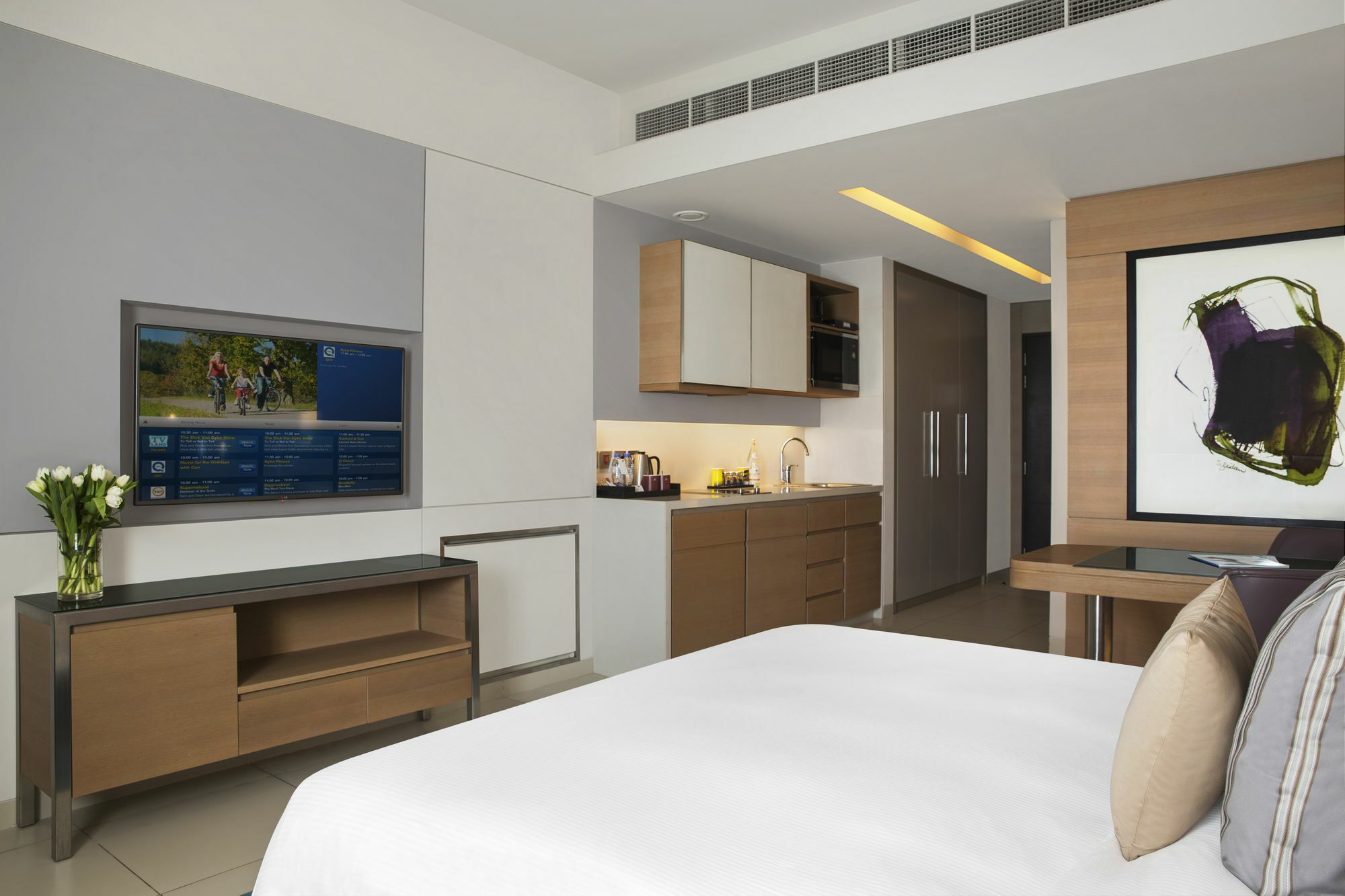 Capital Centre Arjaan By Rotana Aparthotel Abu Dhabi Eksteriør bilde